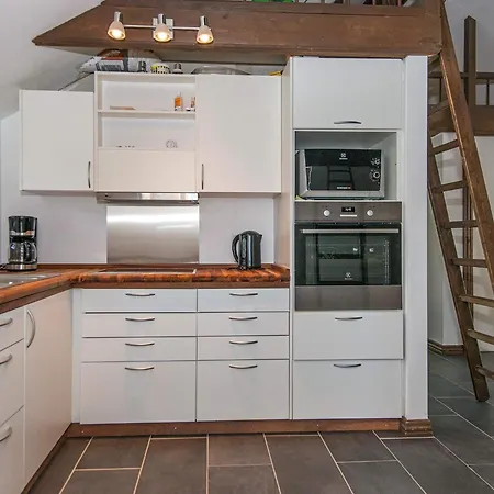 Nyaraló 6 Person In