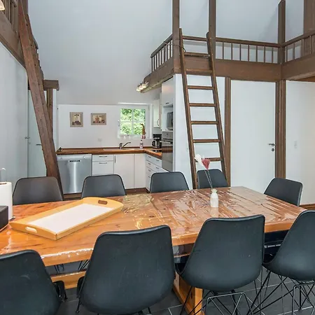 Nyaraló 6 Person In